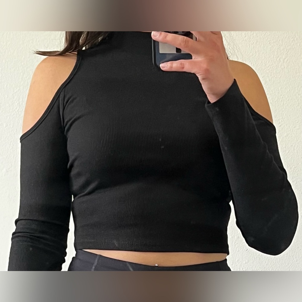 Long Sleeve Crop top with open shoulders and back